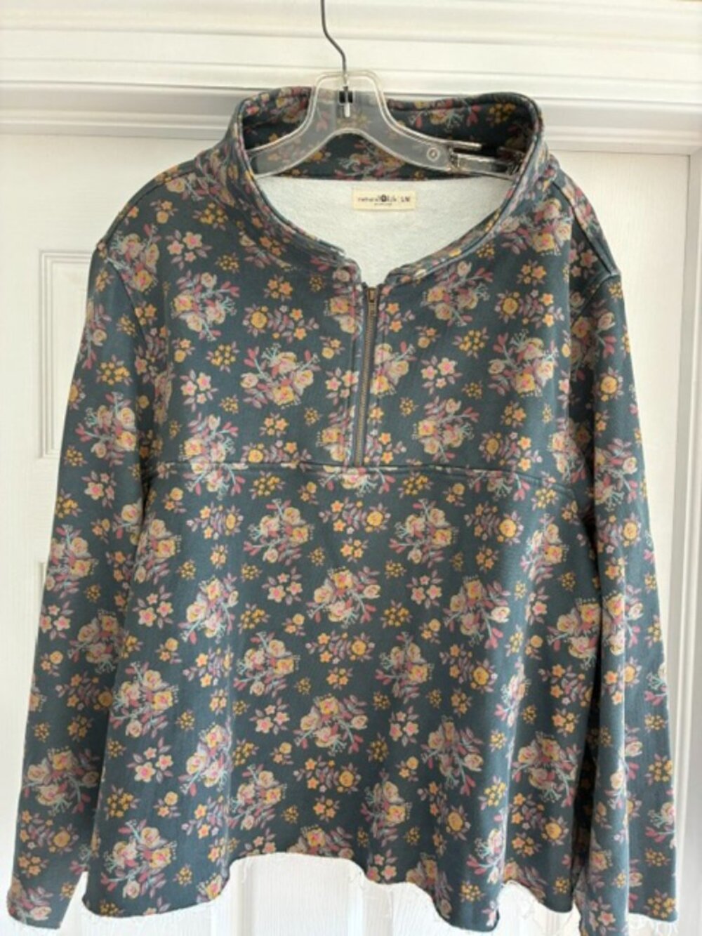 Natural Life Easy Does It Sweatshirt in Floral Print 1/4 Zip Boho Size S/M